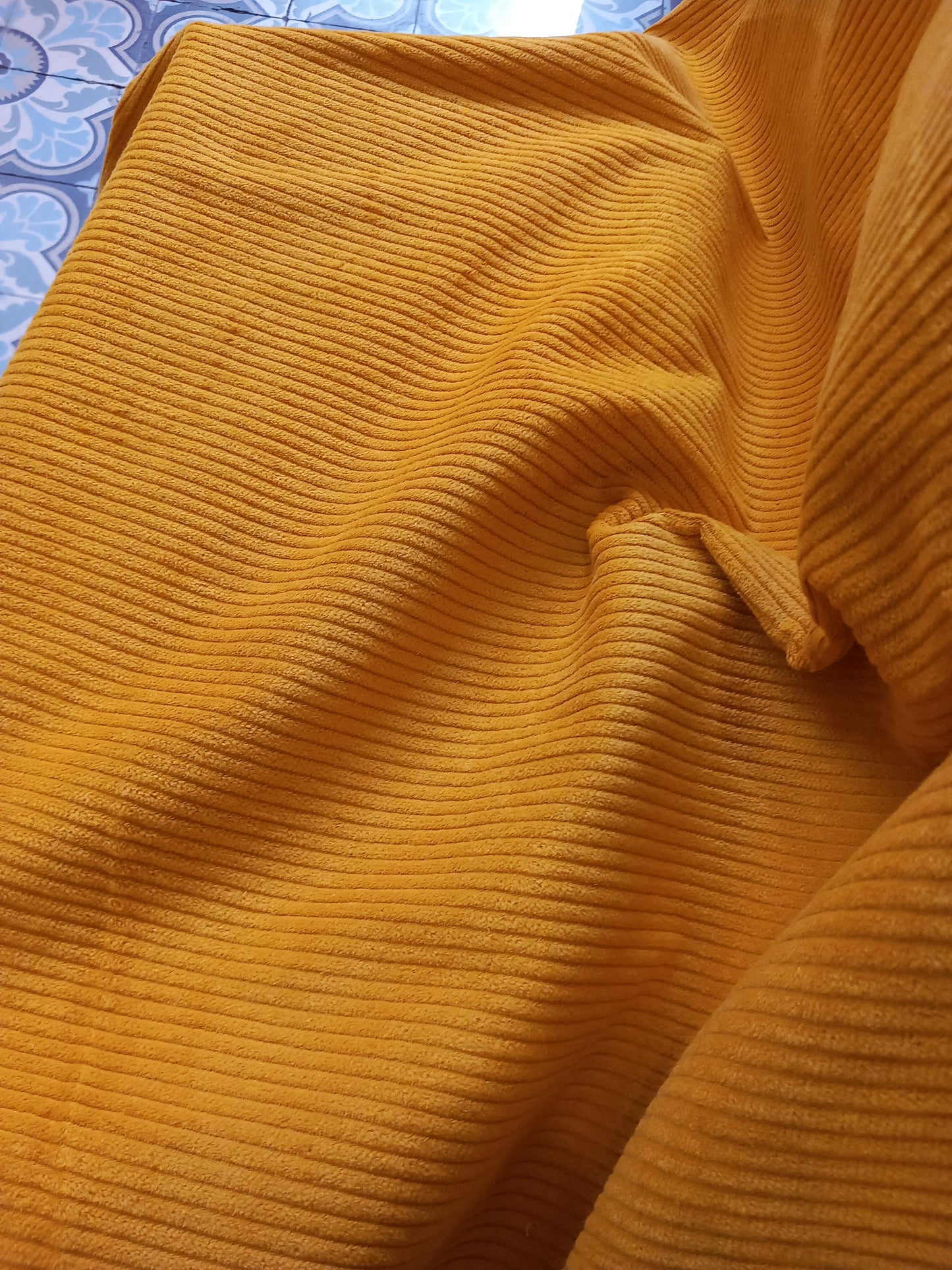 VELOURS COTELE JAUNE MOUTARDE