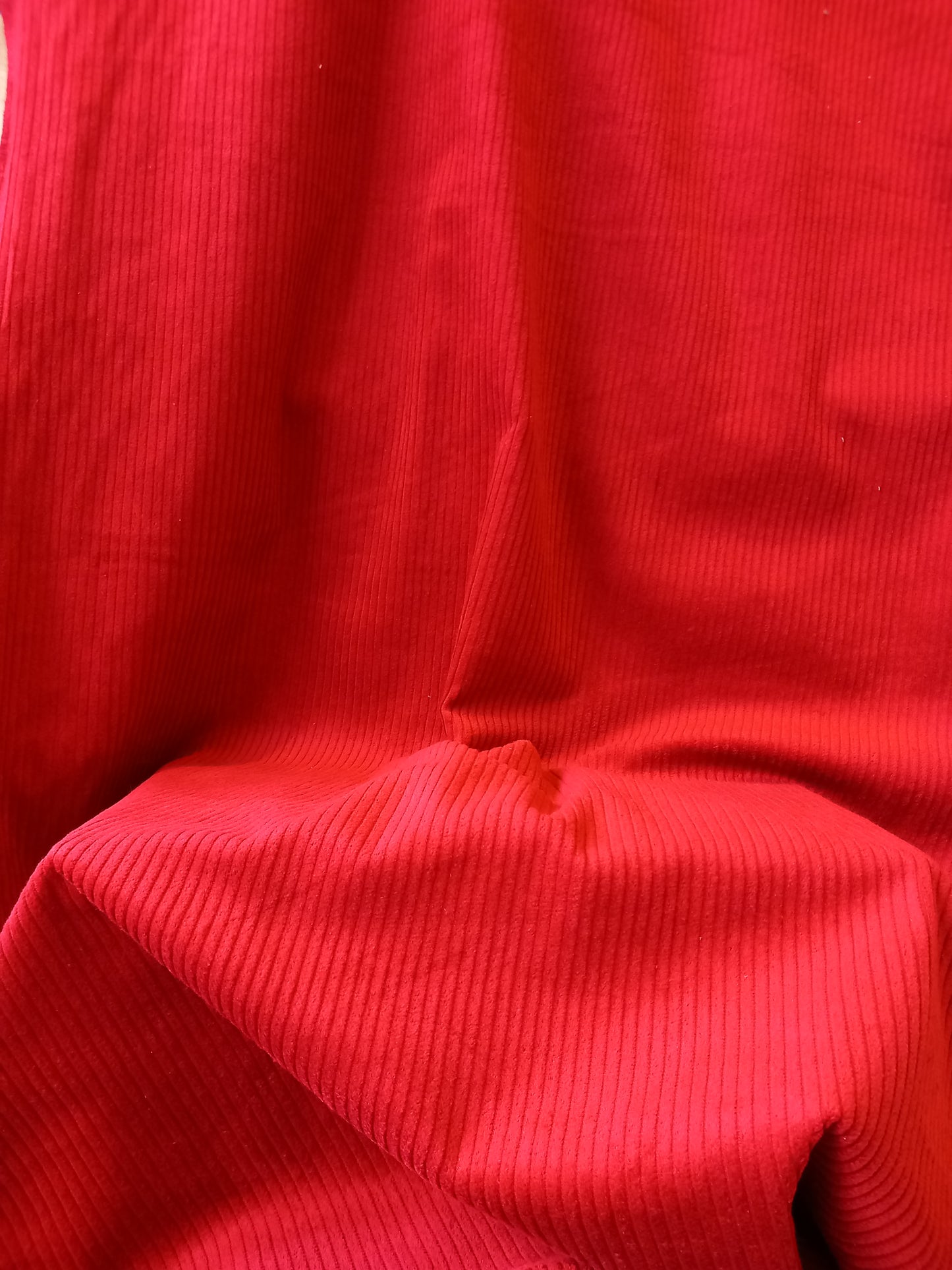 VELOURS COTELE ROUGE