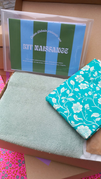 KIT NAISSANCE À COUDRE FLEURS VERTES